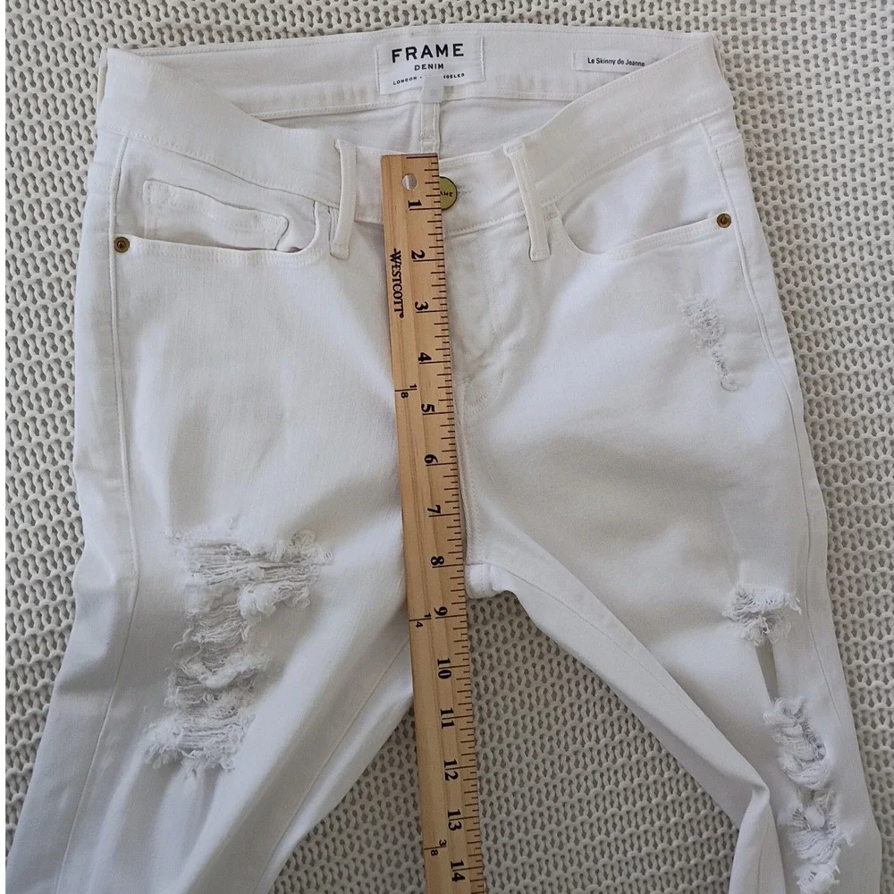 FRAME NWOT Le Skinny de Jeanne Blanc Distressed Jeans 26x29 USA Made‎ $228